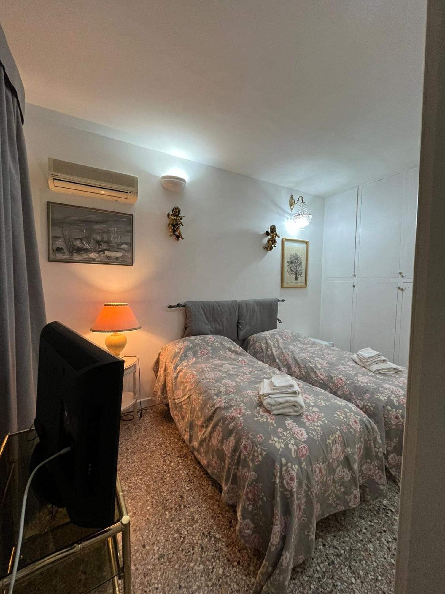 Stanza Con Ottima Posizione Hotel Rome Exterior photo